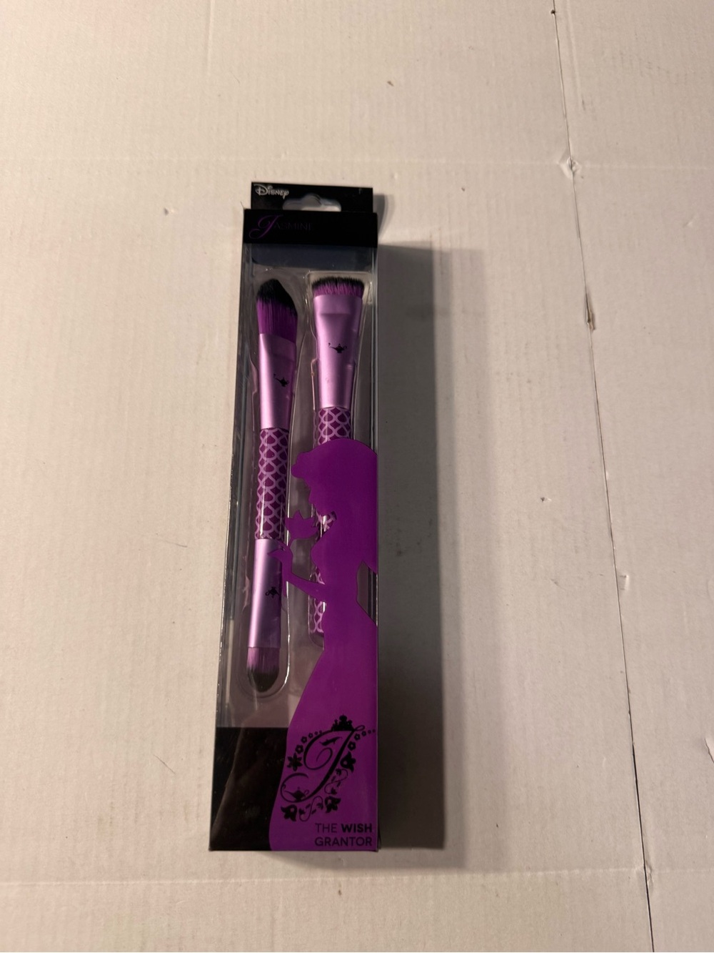Disney Purple Two-Piece Makeup Brush‎ Set